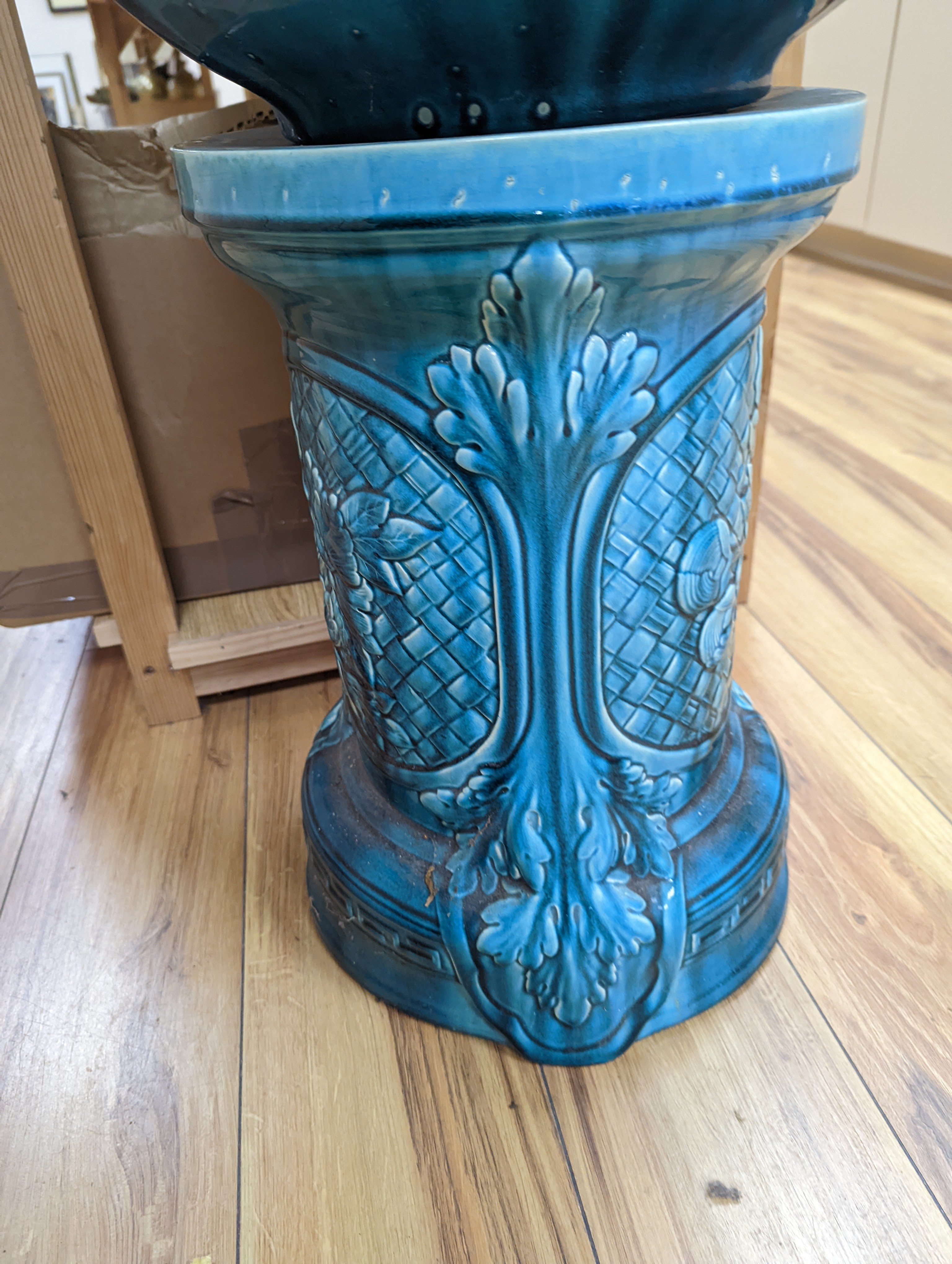 A Bretby turquoise-glazed jardiniere on pedestal 74cm